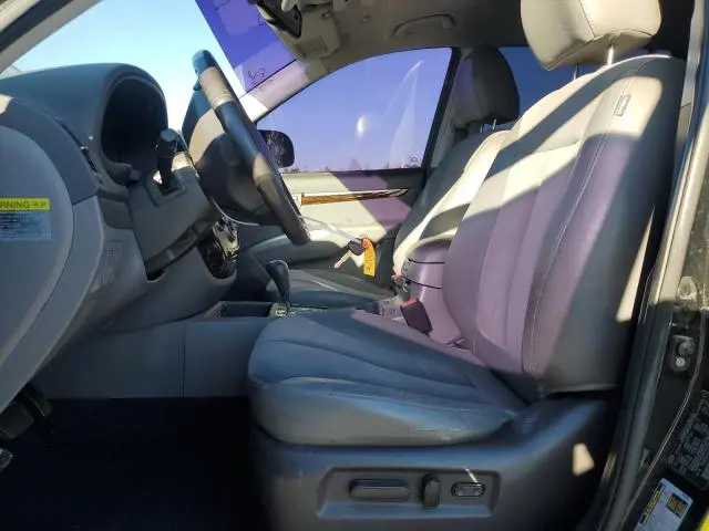 2010 HYUNDAI SANTA FE SE  