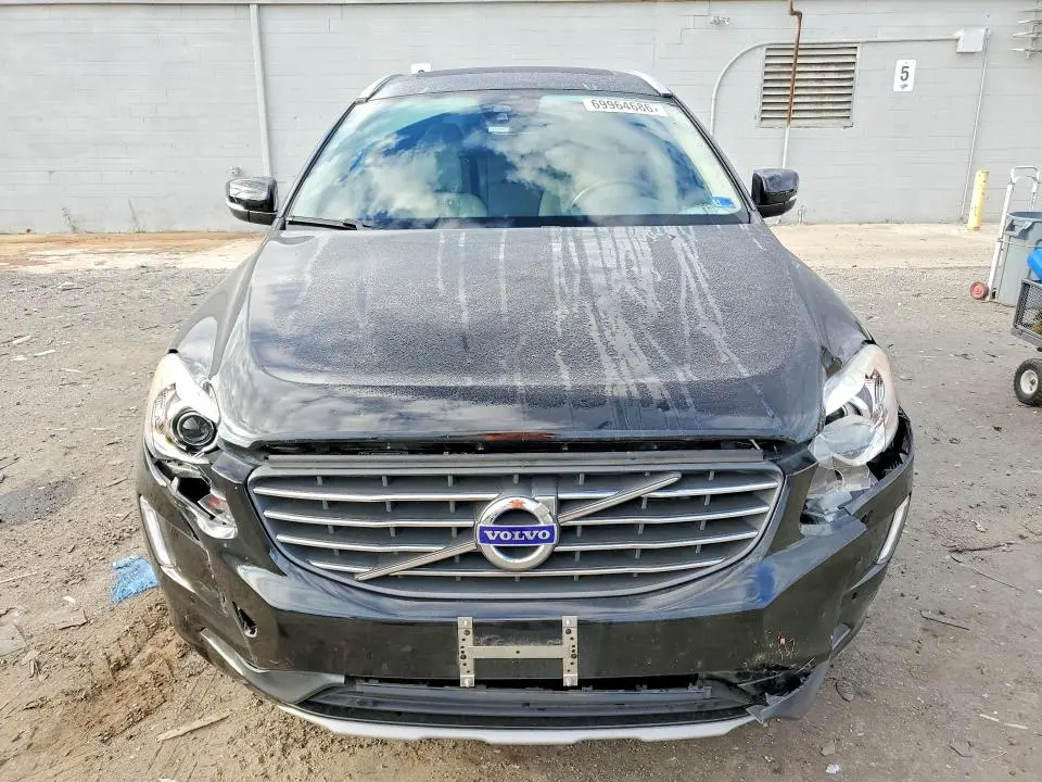 2017 VOLVO XC60 T5 INSCRIPTION  