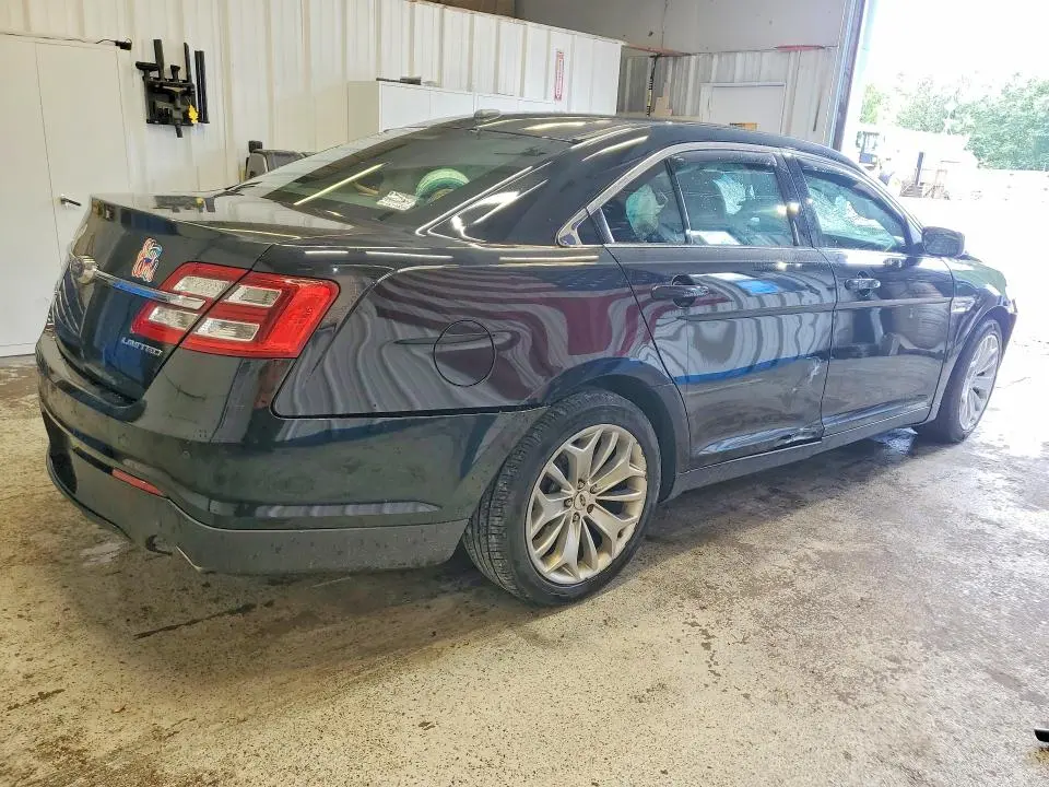 2017 FORD TAURUS LIMITED  