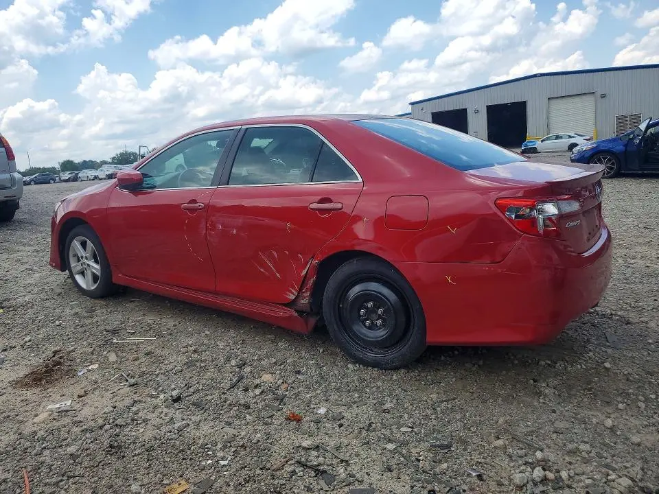 2012 TOYOTA CAMRY SE  