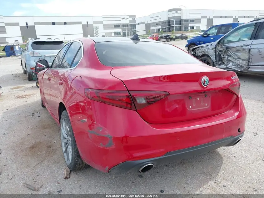 2018 ALFA ROMEO GIULIA RWD