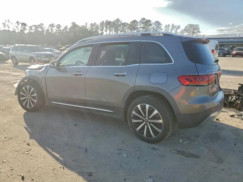 2021 MERCEDES-BENZ GLB 250  