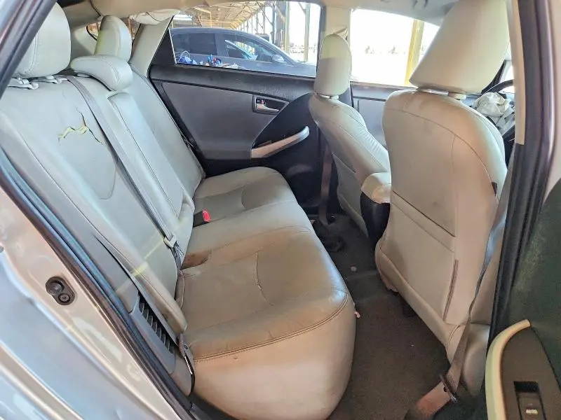 2014 TOYOTA PRIUS TWO  
