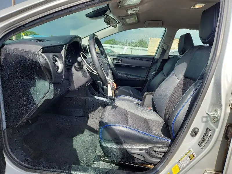 2018 TOYOTA COROLLA SE  