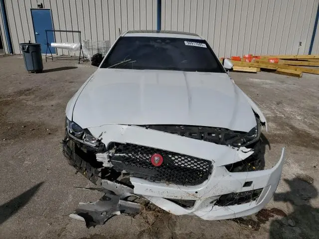 2017 JAGUAR XE R - SPORT  