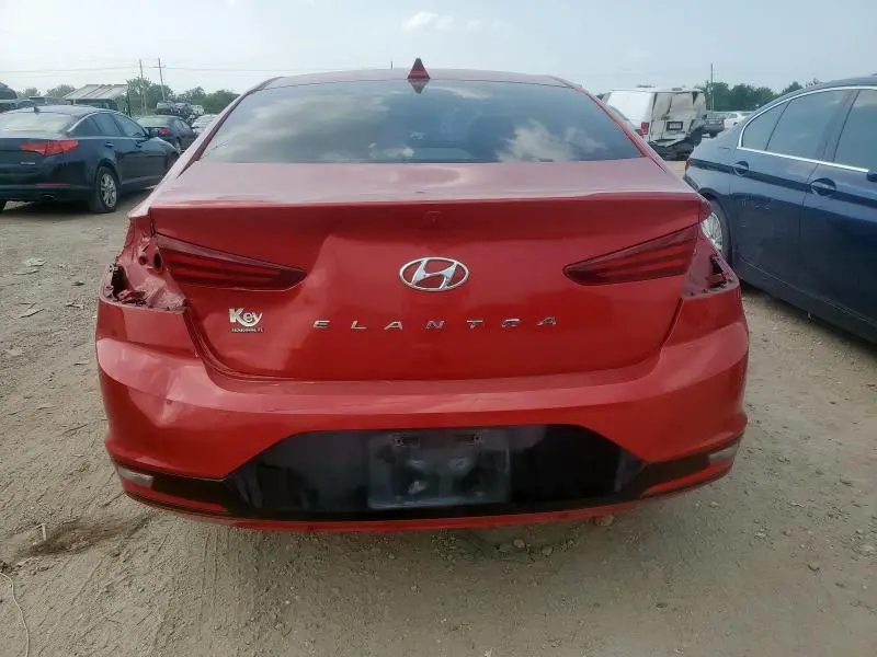 2019 HYUNDAI ELANTRA SEL  