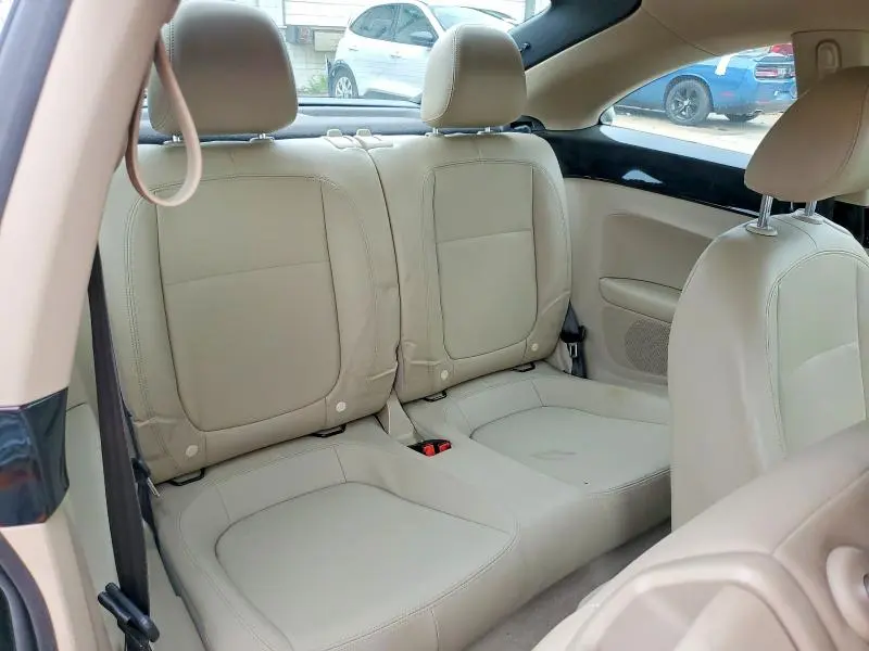 2013 VOLKSWAGEN BEETLE   
