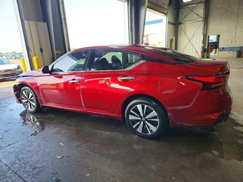 2020 NISSAN ALTIMA SV  