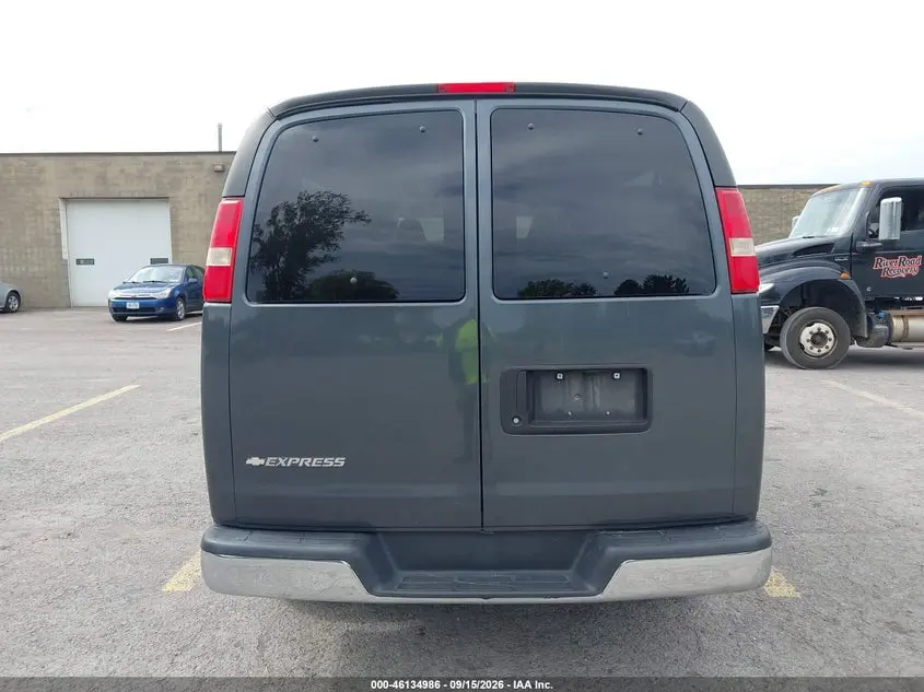 2017 CHEVROLET EXPRESS 3500 LT