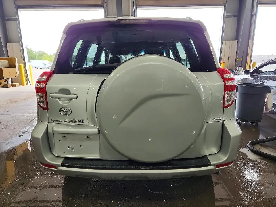 2010 TOYOTA RAV4 BASE  