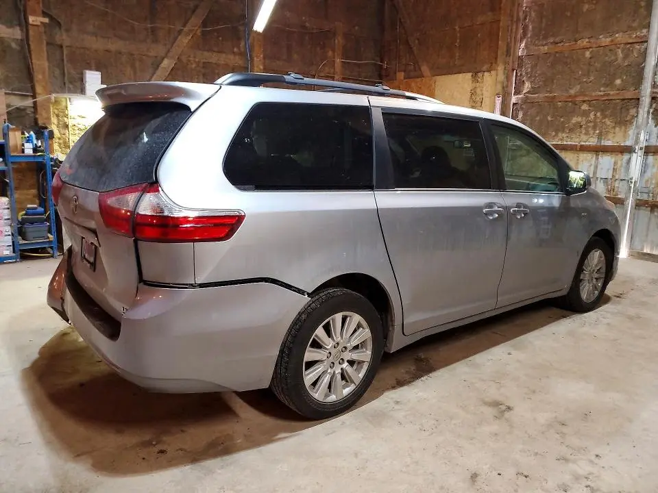 2017 TOYOTA SIENNA LE 7-PASSENGER  