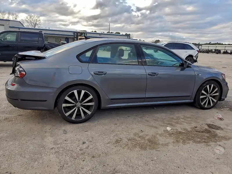 2018 VOLKSWAGEN PASSAT GT  