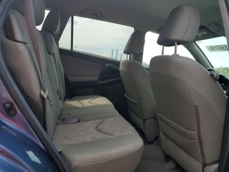 2012 TOYOTA RAV4 BASE  
