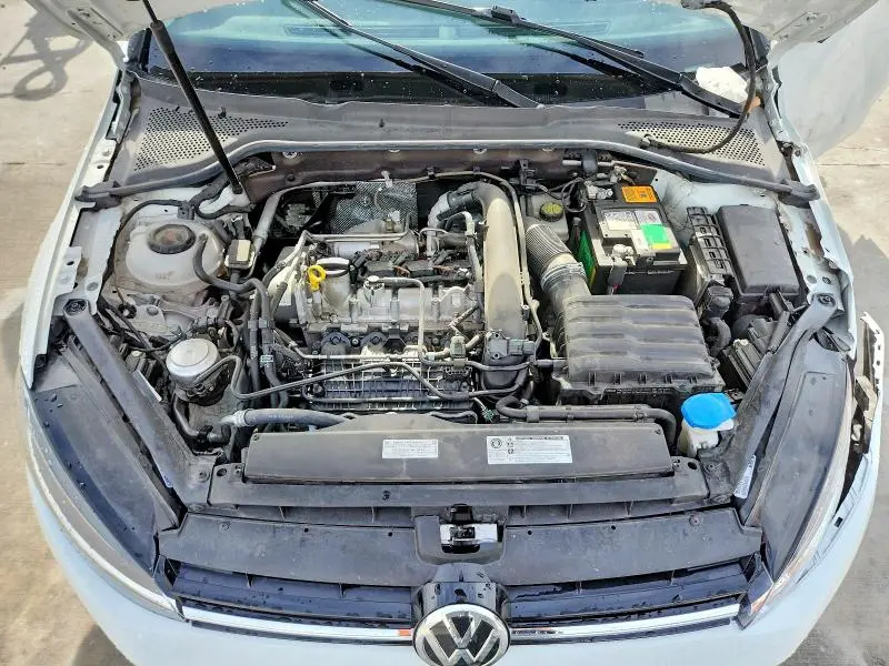 2020 VOLKSWAGEN GOLF   