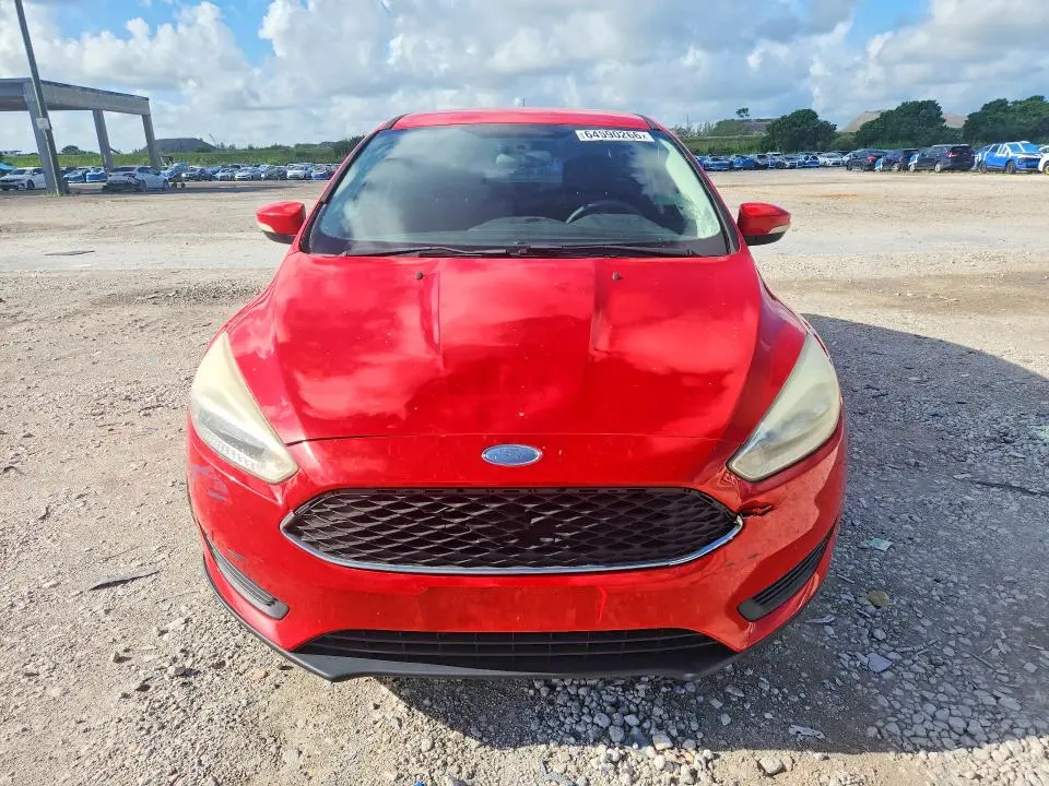 2017 FORD FOCUS SE  