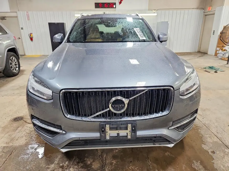 2018 VOLVO XC90 T6  