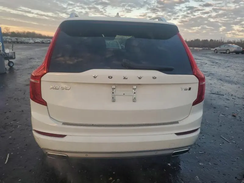 2019 VOLVO XC90 T6 MOMENTUM  