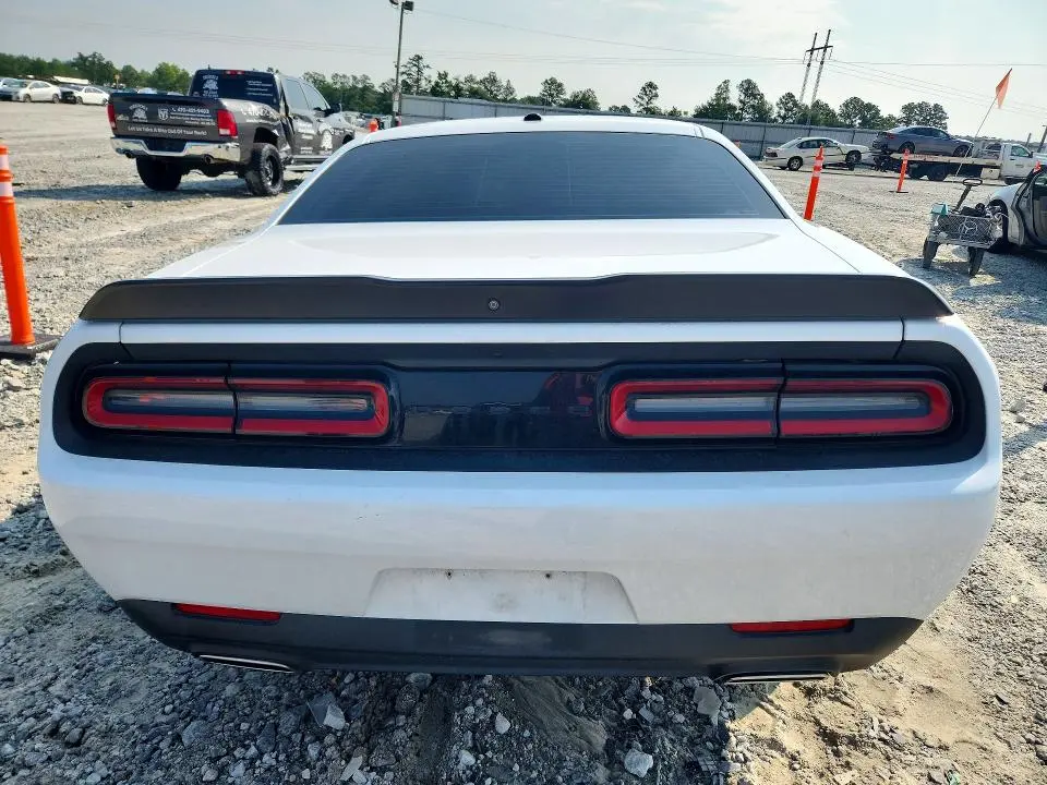 2021 DODGE CHALLENGER SXT  