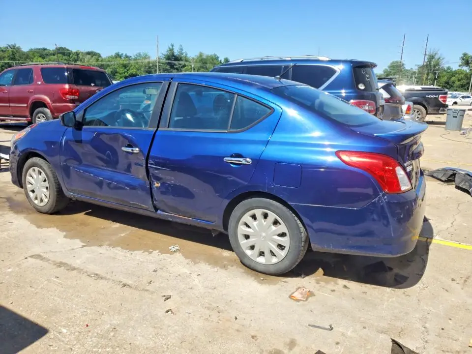 2018 NISSAN VERSA SV  