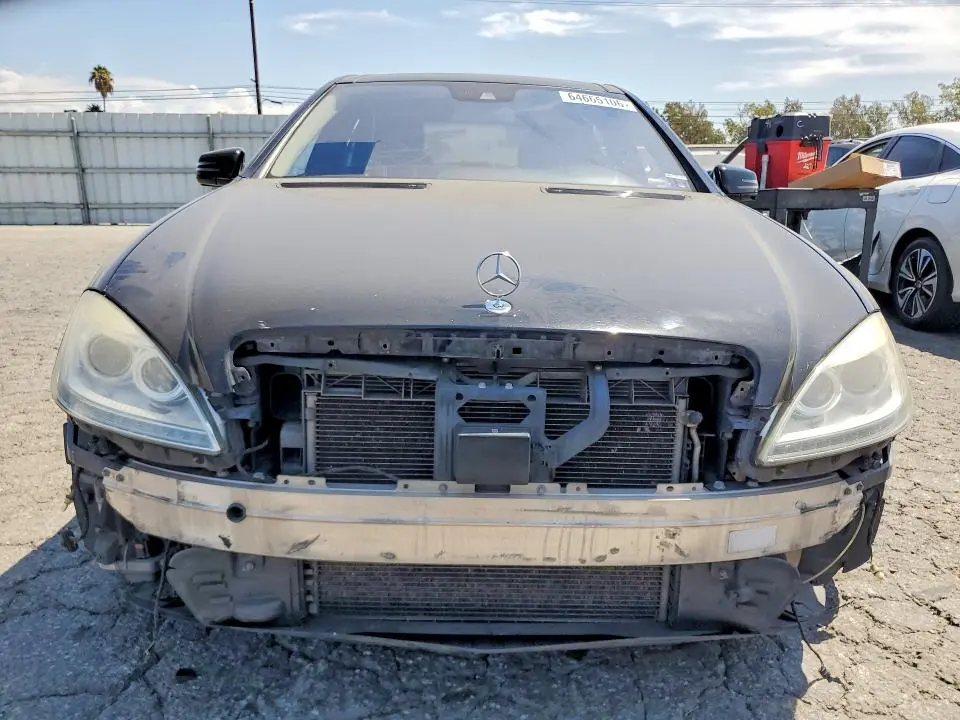 2011 MERCEDES-BENZ S 550  