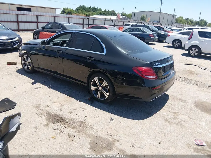 2017 MERCEDES-BENZ E 300  
