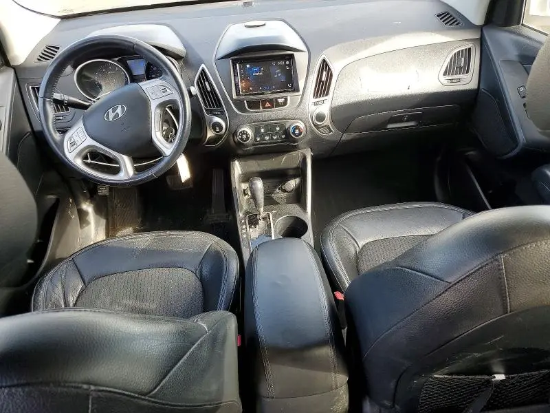 2011 HYUNDAI TUCSON GLS  