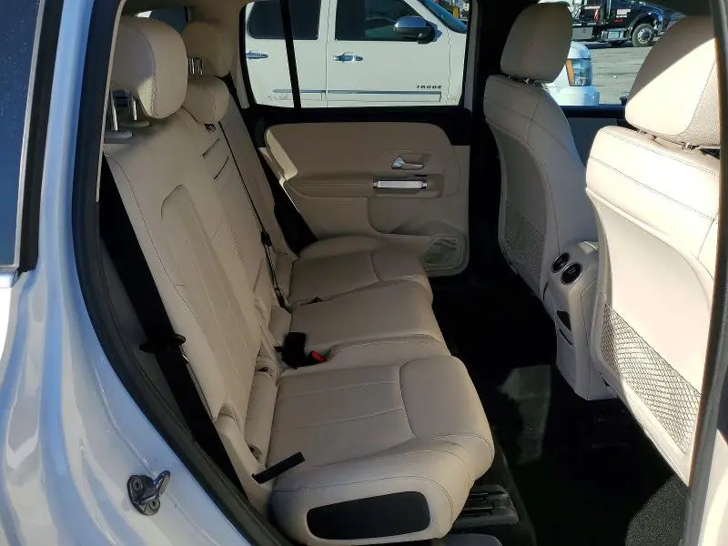 2020 MERCEDES-BENZ GLB 250  