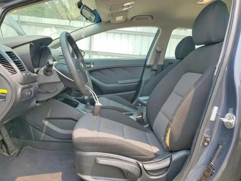 2016 KIA FORTE LX  