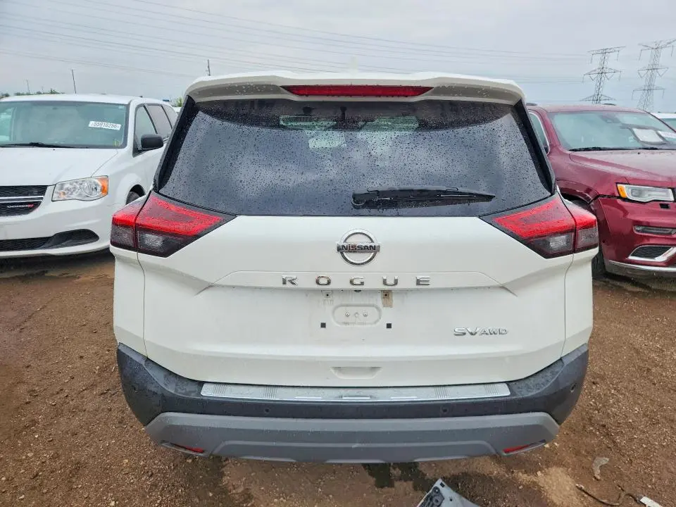 2021 NISSAN ROGUE SV  