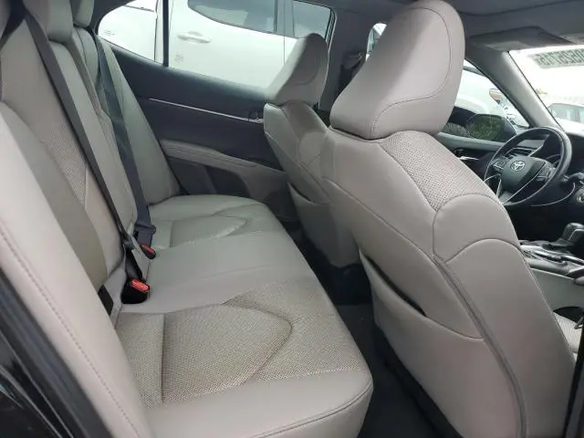 2023 TOYOTA CAMRY XLE  
