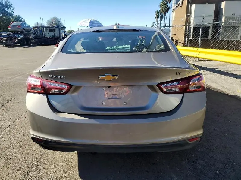 2022 CHEVROLET MALIBU LT  
