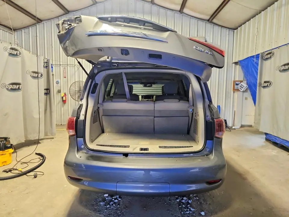 2011 INFINITI QX56 BASE  