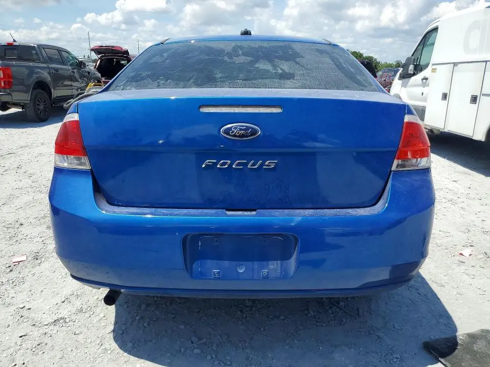 2011 FORD FOCUS S  
