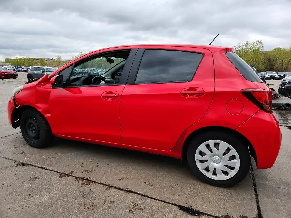 2015 TOYOTA YARIS 5-DOOR L  