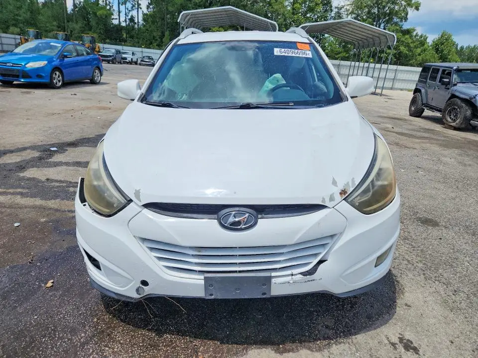 2014 HYUNDAI TUCSON SE  