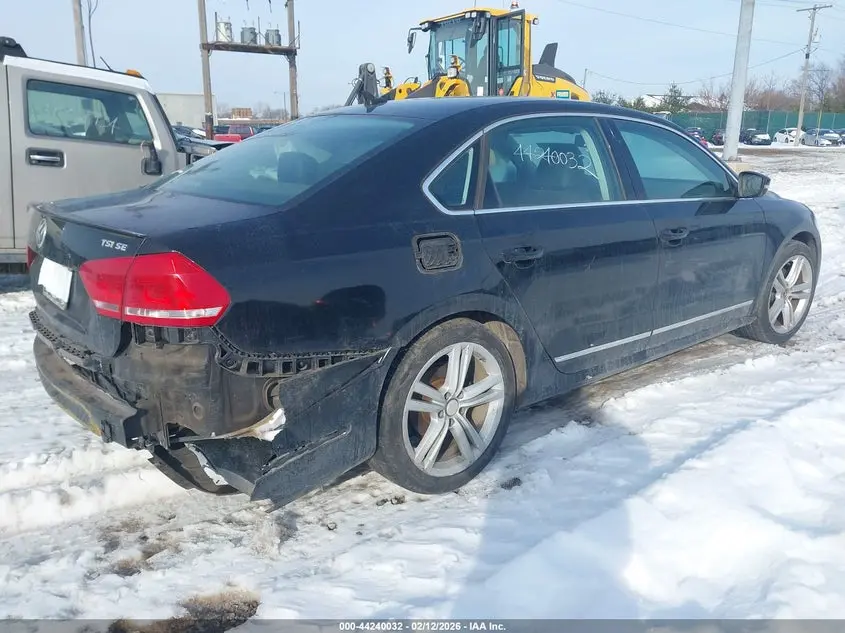 2015 VOLKSWAGEN PASSAT 1.8T SE