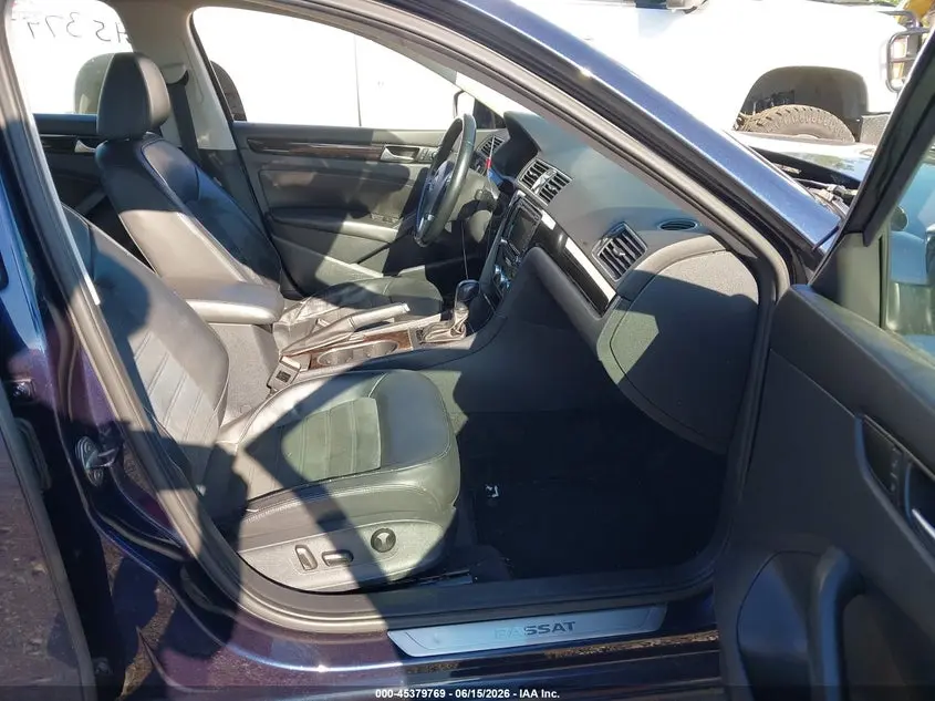 2014 VOLKSWAGEN PASSAT 2.0L TDI SEL PREMIUM