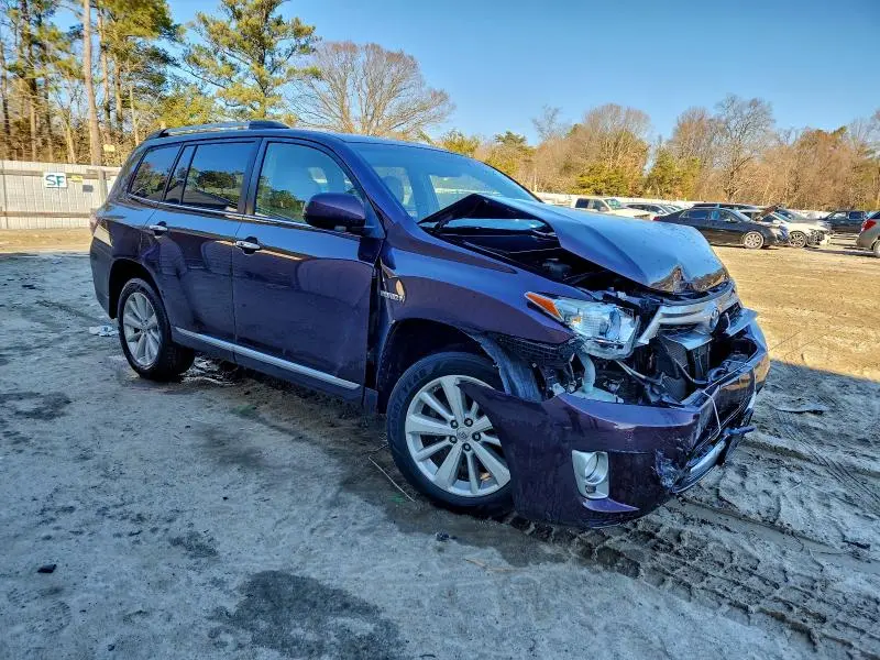 2013 TOYOTA HIGHLANDER HYBRID LIMITED  