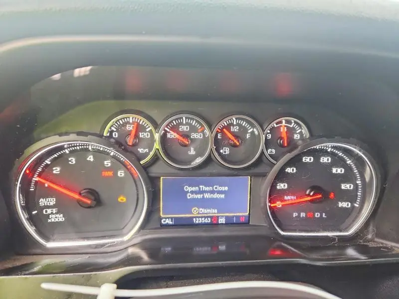 2021 CHEVROLET SILVERADO K1500 LT  