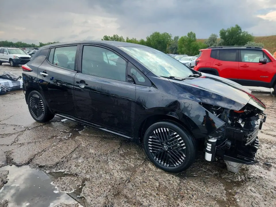 2023 NISSAN LEAF SV PLUS  