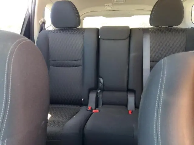 2019 NISSAN ROGUE S  