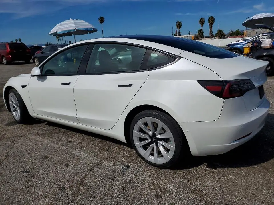 2022 TESLA MODEL 3   