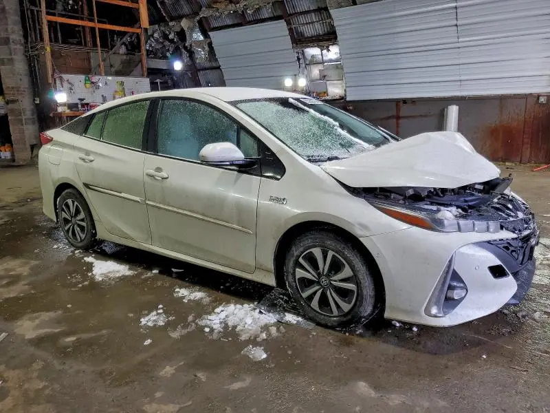 2017 TOYOTA PRIUS PRIME   