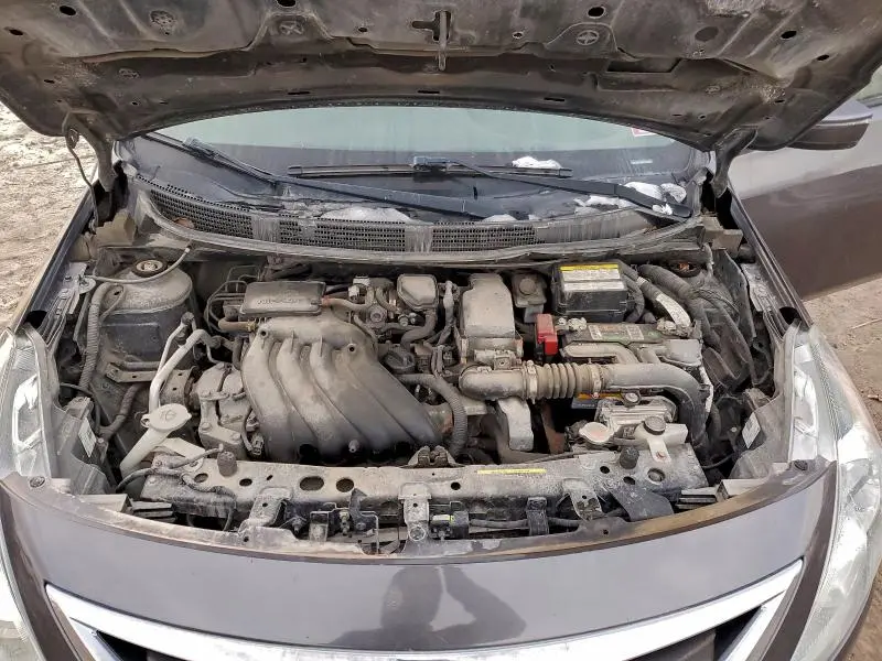 2015 NISSAN VERSA S  