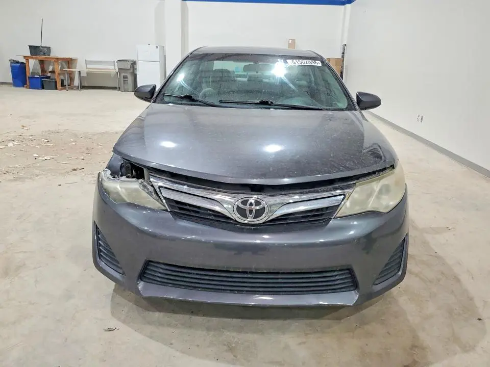 2012 TOYOTA CAMRY LE  