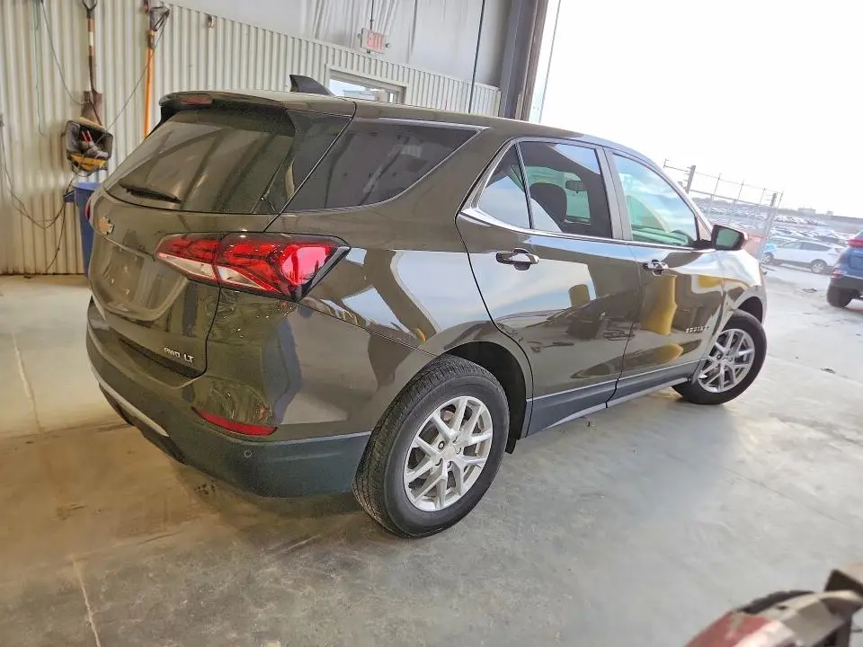 2023 CHEVROLET EQUINOX LT  
