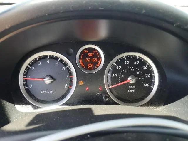 2010 NISSAN SENTRA 2.0  