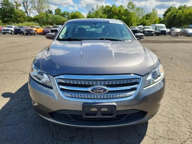 2011 FORD TAURUS SEL  