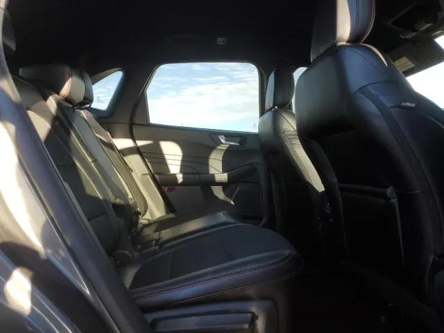 2024 FORD ESCAPE ST LINE  