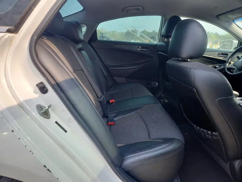 2013 HYUNDAI SONATA SE  